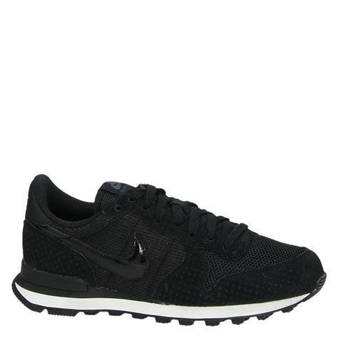 nike internationalist zwart dames|nike women's internationalist sneakers.